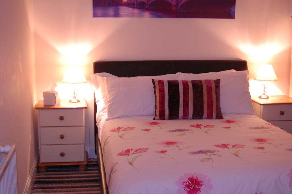 Bed and Breakfast Dawn Break Largs Pokoj fotografie