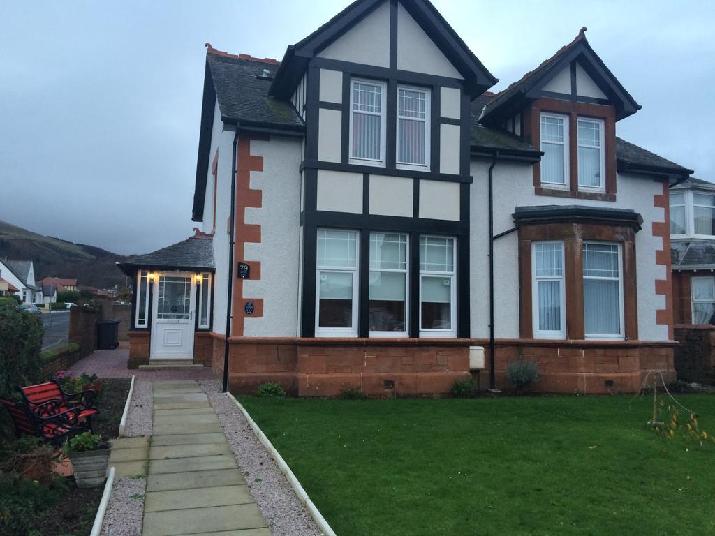 Bed and Breakfast Dawn Break Largs Exteriér fotografie